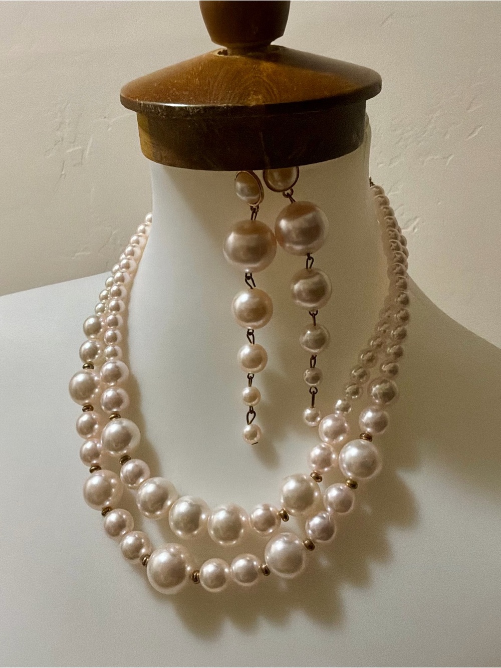 Vintage Faux Pearl Statement Necklace Dangle Earrings Coordinated Set Gold Tone